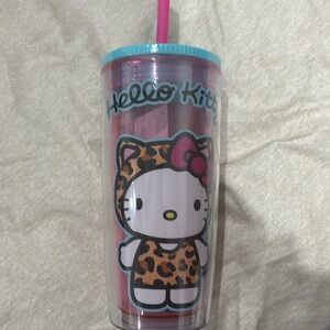 Hello kitty Sanrio Kawaii plastic tumbler spill proof sealed new